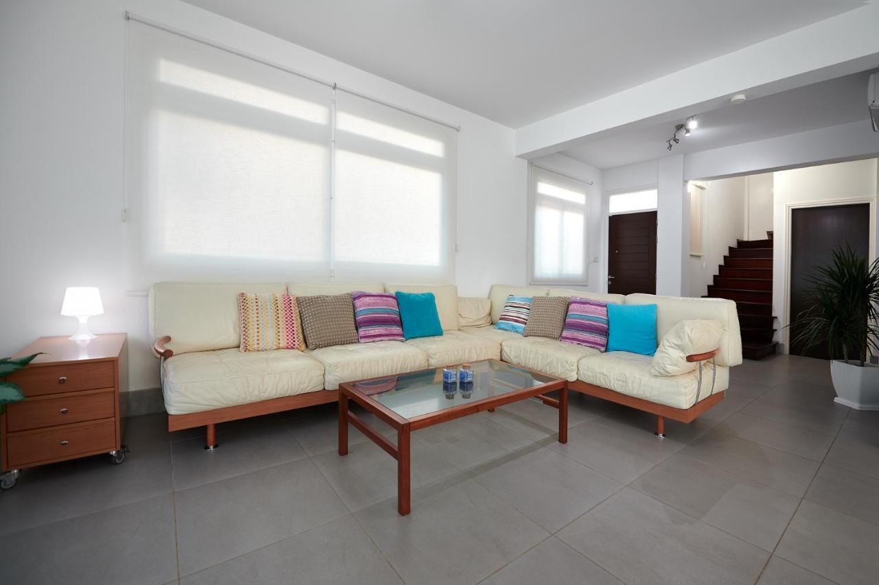 Beach Front Bella Vista By Ezoria Villas Protaras Dış mekan fotoğraf