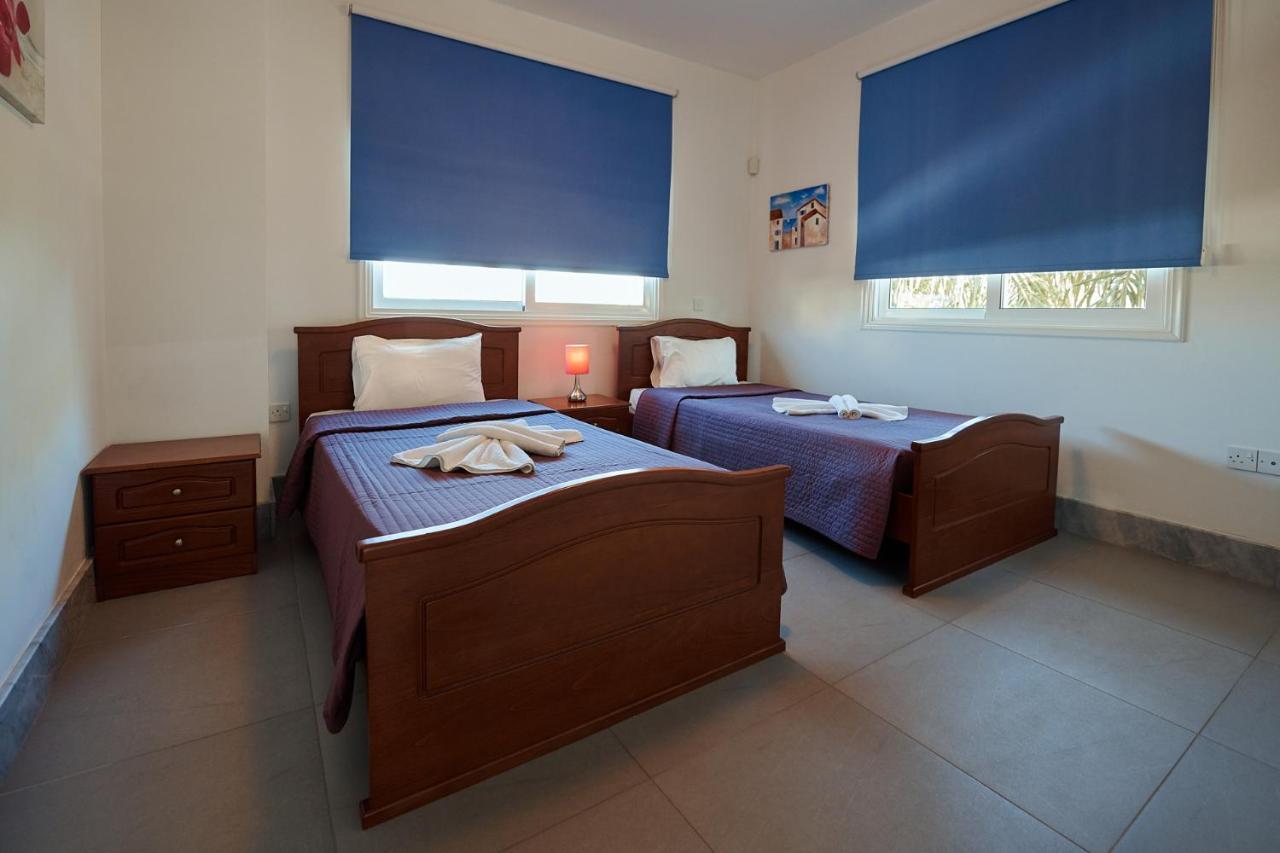 Beach Front Bella Vista By Ezoria Villas Protaras Dış mekan fotoğraf