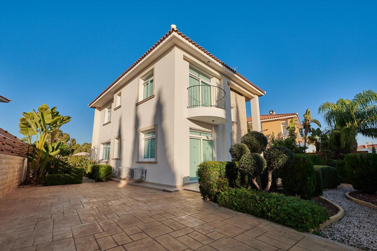 Beach Front Bella Vista By Ezoria Villas Protaras Dış mekan fotoğraf